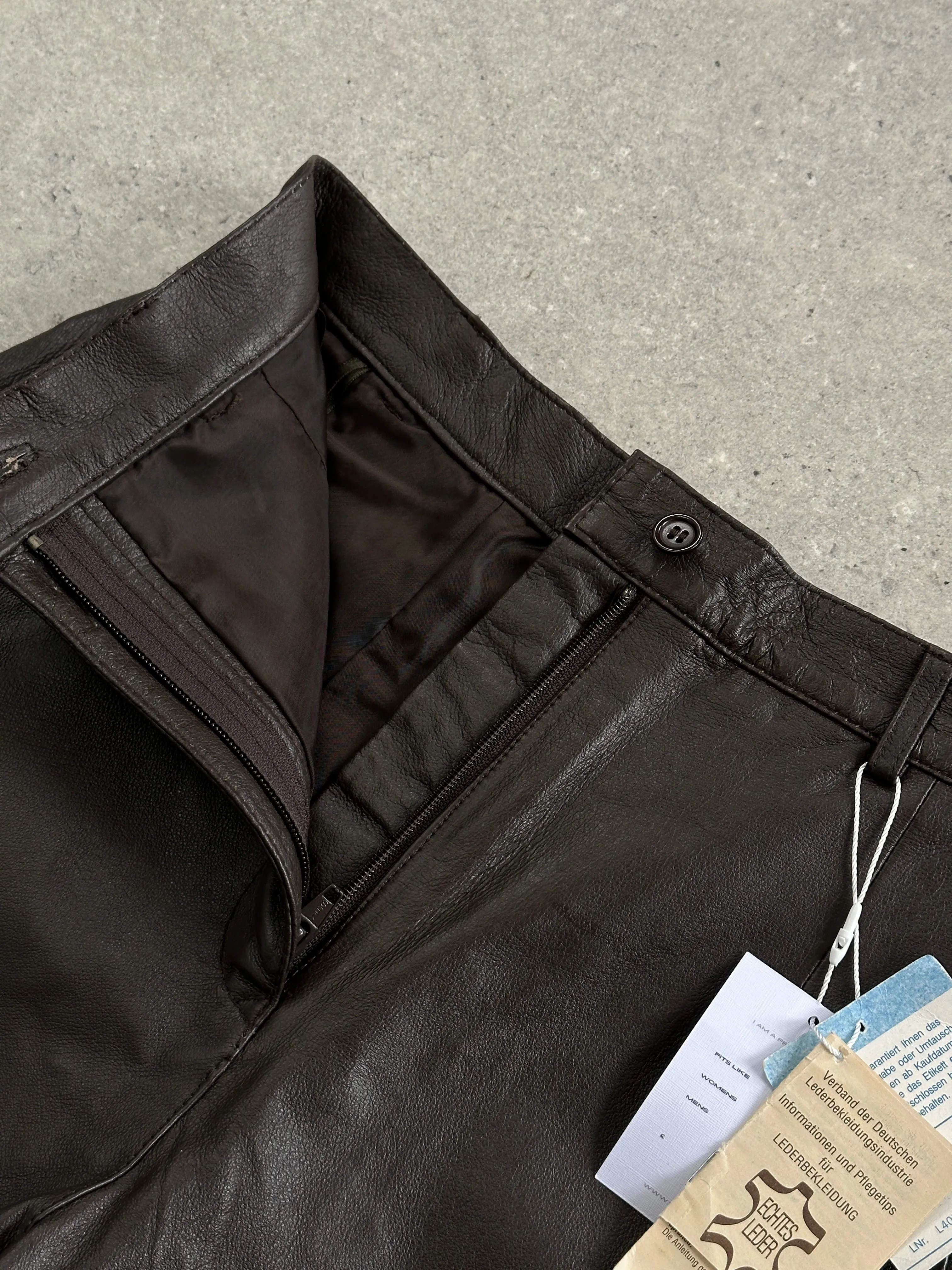 Vintage Pre 2000s Leather High Waisted Mini Shorts - W26
